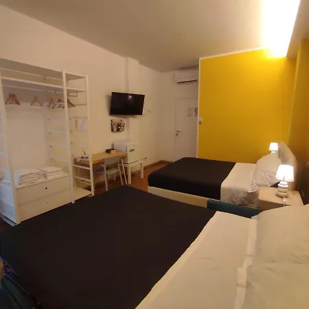 Il Portico Affittacamere 3* Болонья