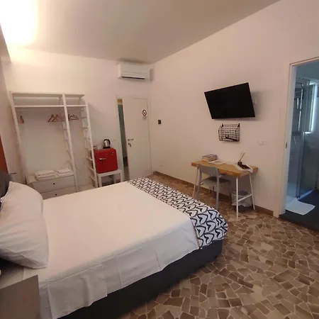 Oda ve Kahvaltı Il Portico Affittacamere 3*